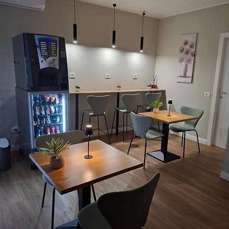 Guest house Civico 95 Luxury 4*